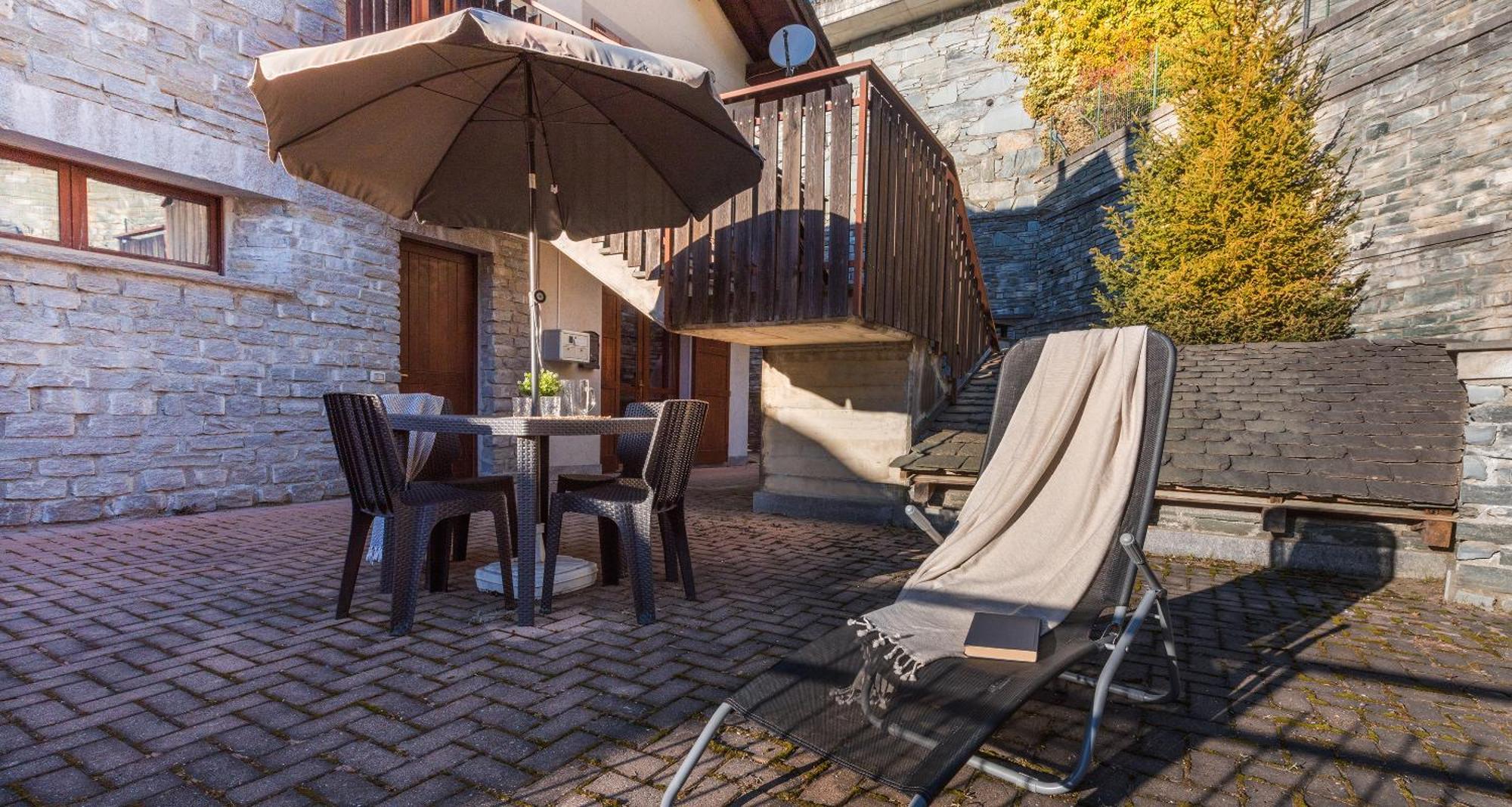 Lanterna Apartments Chiesa in Valmalenco Eksteriør billede
