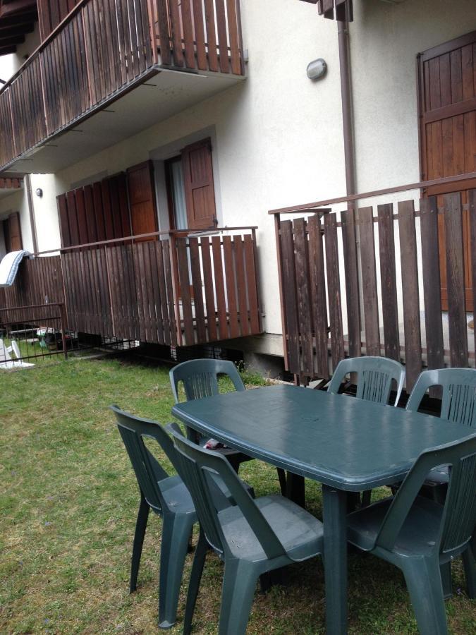 Lanterna Apartments Chiesa in Valmalenco Eksteriør billede